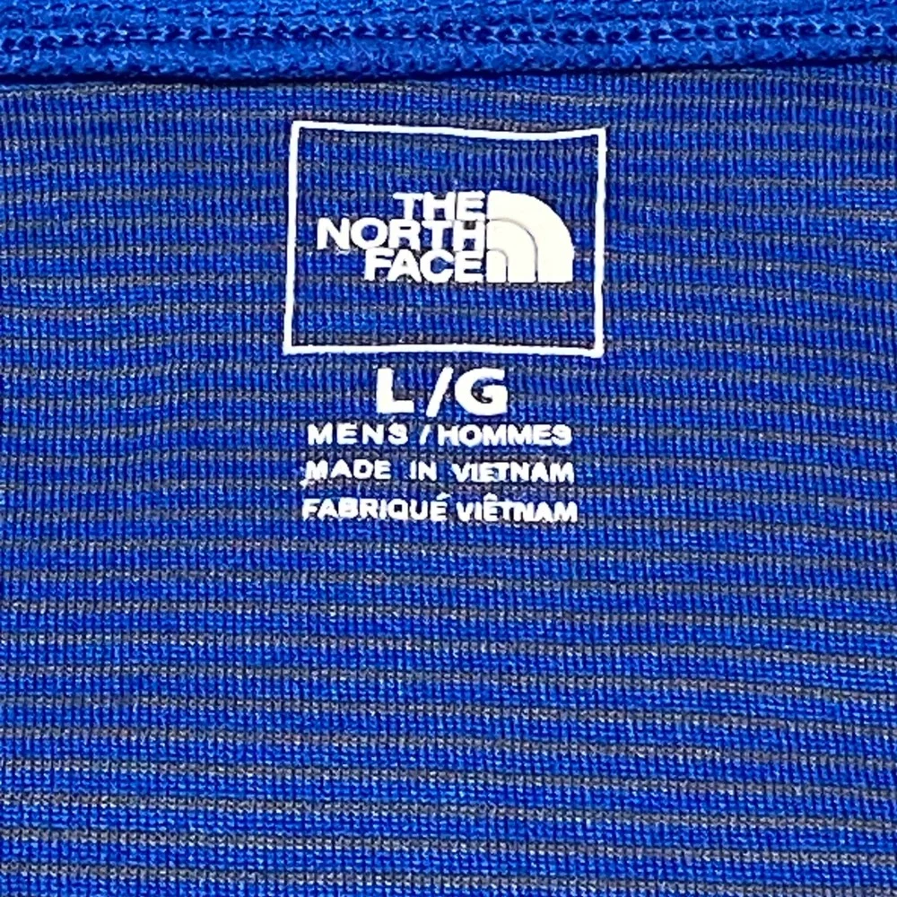 The North Face Men's Large Blue Flash Dry Quarter Zip Pullover Long Sleeve Shirt